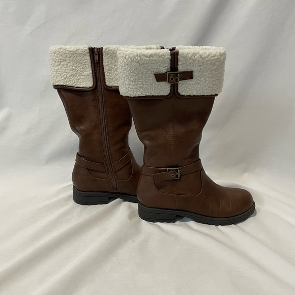 EUC Unr8ed Ivana faux leather faux fur boots - Picture 4 of 9